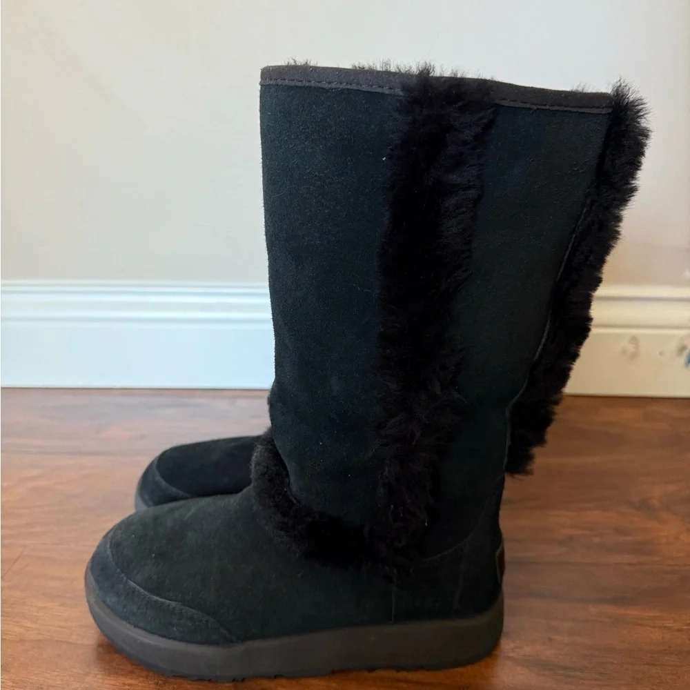 NWOT UGG Sundance II Shearling Waterproof Tall Boots-Size 5